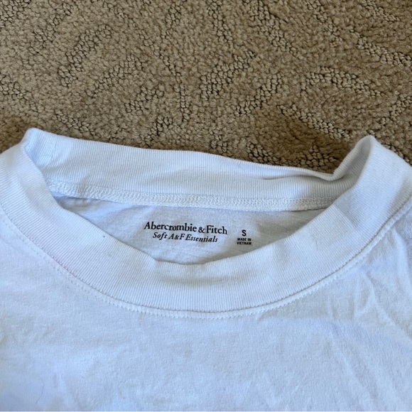 Abercrombie & Fitch Soft Essentials T-shirts - Picture 4 of 4